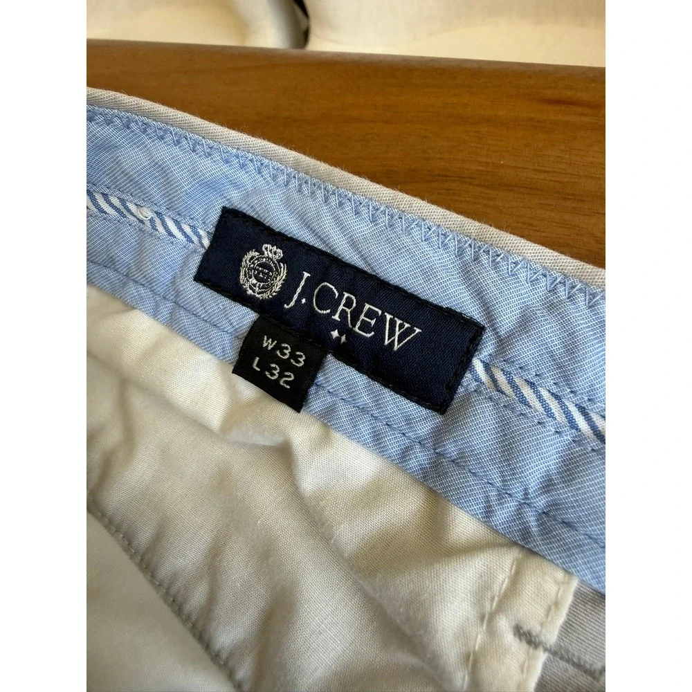 J. Crew Mens Essential Chino Pants 33x32 Light Gray Cotton Twill Style 29108